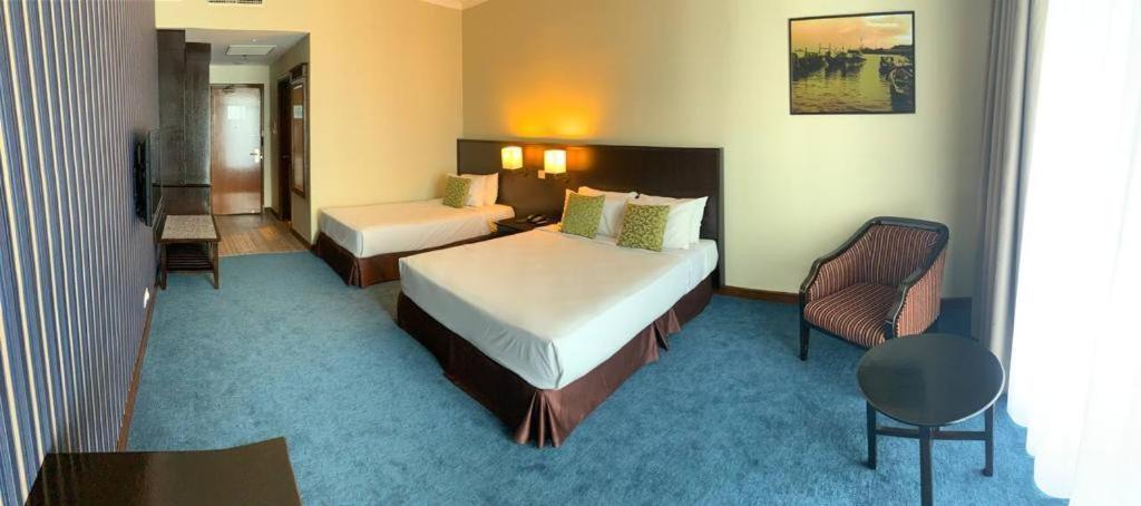 Ehsan Seaview Hotel Порт-Диксон Экстерьер фото